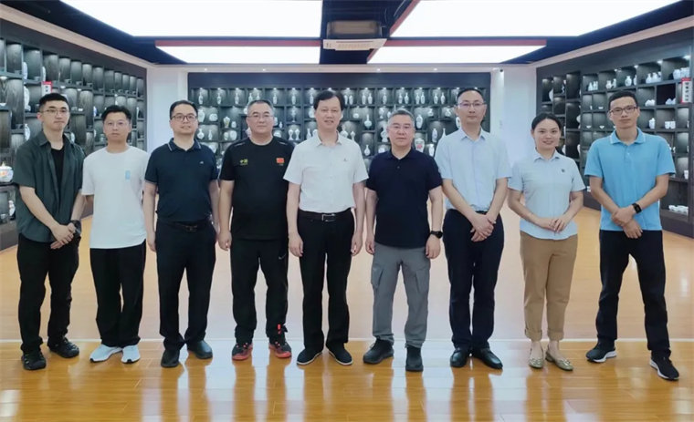 浙江旅游职业学院党委书记毛东辉一行考察大球泥集团